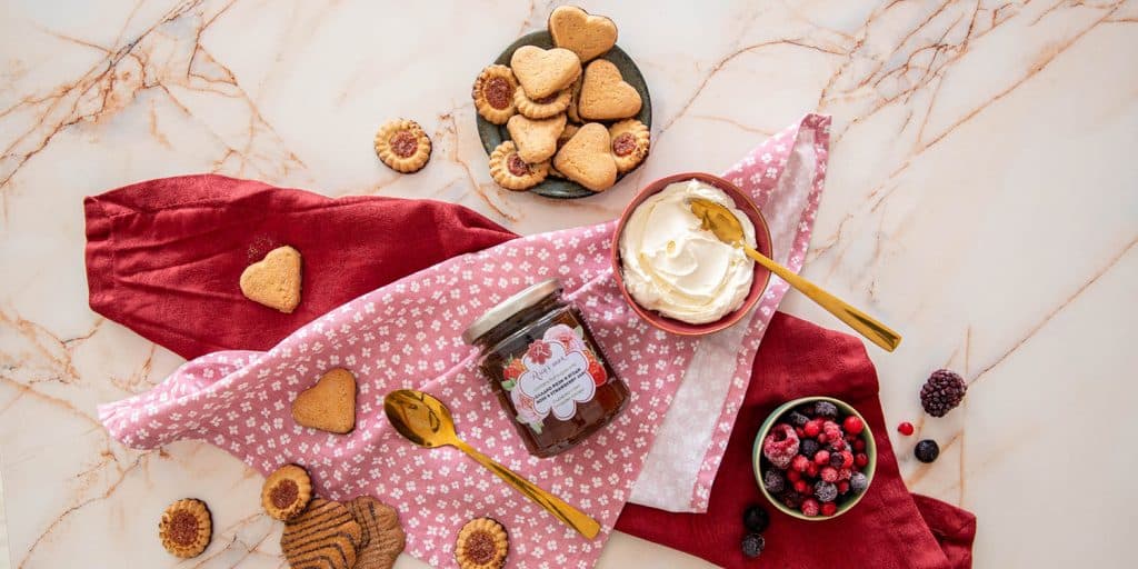 trifle with mascarpone and rose jam recipe ingredients